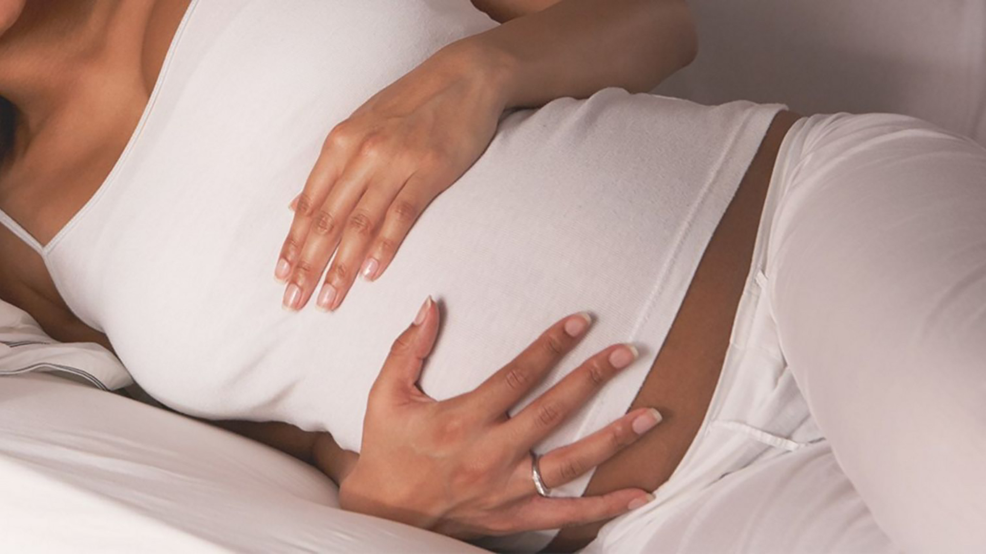 Birinchi sanada jinsiy aloqa porno video onlayn Ukraina yotoqxonalarida talabalar jinsiy aloqa