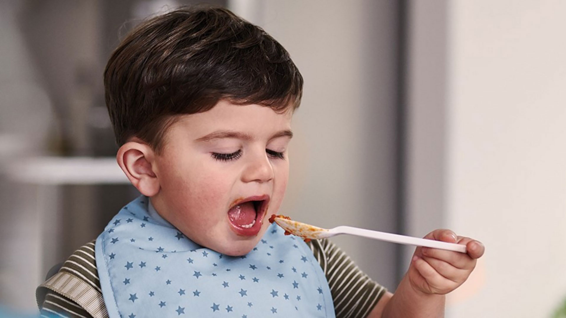 Selma Xaikning uy qurilishi pornosi Mashhurlarning yalangoch mushuklari